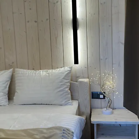 Apartament будинок для відпочинку з чаном джакузі Tysha